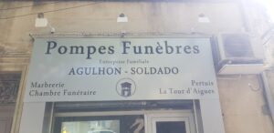 plaque publicitaire