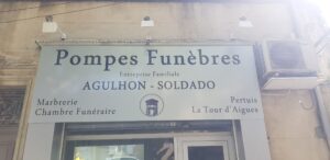plaque publicitaire