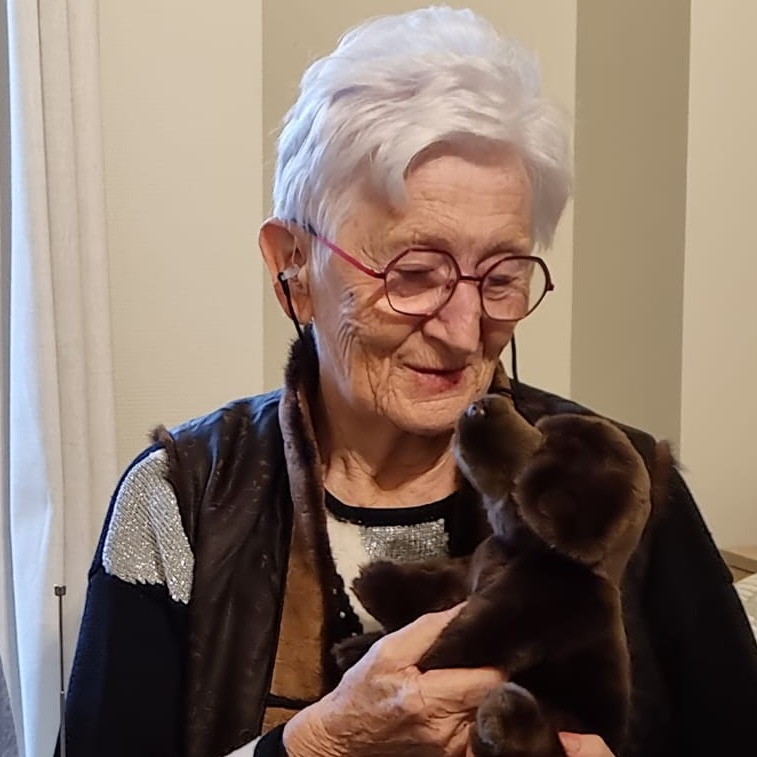 Photo de Raymonde LAVERLOCHÈRE